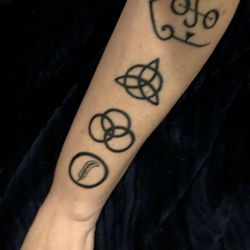 Liquid Amber Tattoo & Art Collective - Final product, Led Zeppelin tat
