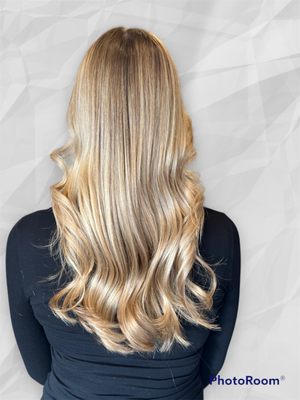 Salon Phoenix by null