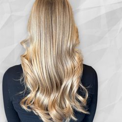 Salon Phoenix - Beautiful blonde highlights- Jenna