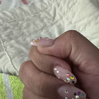 Q Nails - Nail Salons Near Me - Monrovia, California