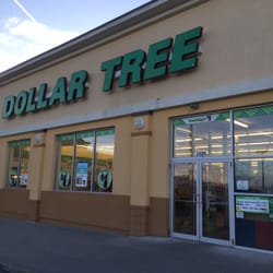 Dollar Tree - Look at that inviting sign!