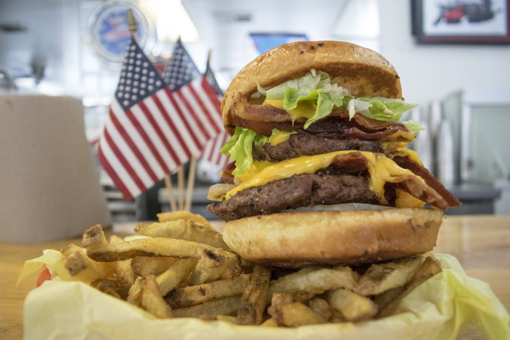 CEDAR GLEN MALT SHOP 297 Photos & 459 Reviews American (Traditional