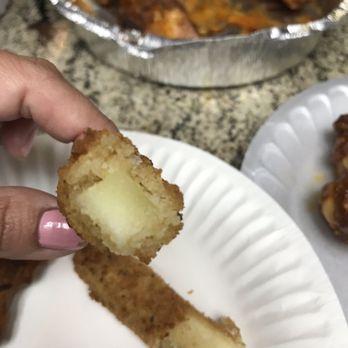 Antonio Pizza - Cold mozzarella sticks, put them in the oven and they were okay. - Pizza Near Me - Riverside, California