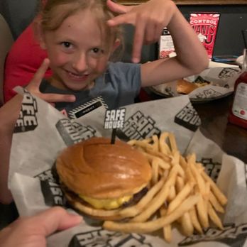 SafeHouse - Burgers Near Me - Milwaukee, Wisconsin