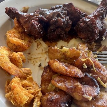 Morgan's Island Grill - Fried shrimp & BBQ Jerk Chicken wings - Caribbean Near Me - Hightstown, New Jersey
