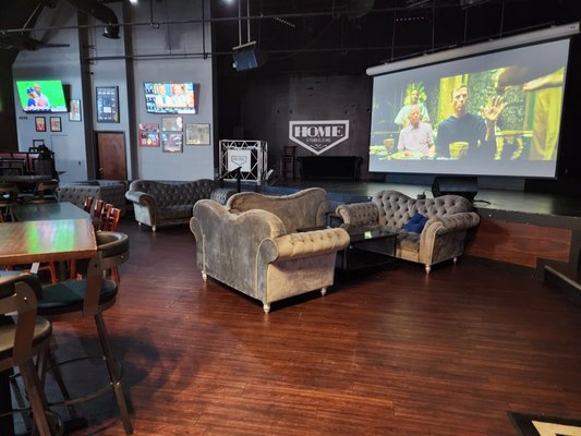 House of Music & Entertainment (HOME Bar) by null