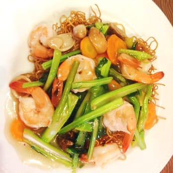 New World - nouilles sauté crevette - Cantonese Near Me - Paris, 75