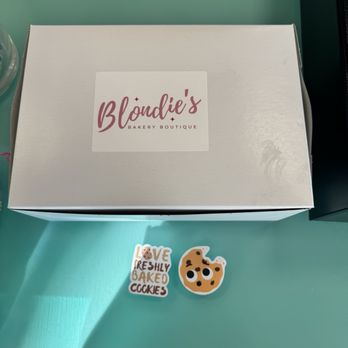 Blondie's Bakery Boutique - Stickers - Desserts Near Me - Santa Rosa, California Blondie's Bakery Boutique - Stickers - Desserts Near Me - Santa Rosa, California