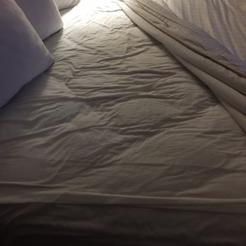 Inn America - I pulled the blanket back and it just look like they remade the bed instead of stripping the linens. - Hotels Near Me - Lewiston, Idaho Inn America - I pulled the blanket back and it just look like they remade the bed instead of stripping the linens. - Hotels Near Me - Lewiston, Idaho