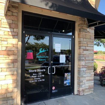 Julia's Homestyle Bakery - Front - Bakeries Near Me - Murfreesboro, Tennessee