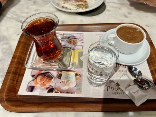 Karaköy Güllüoğlu - Nadir Güllü by null