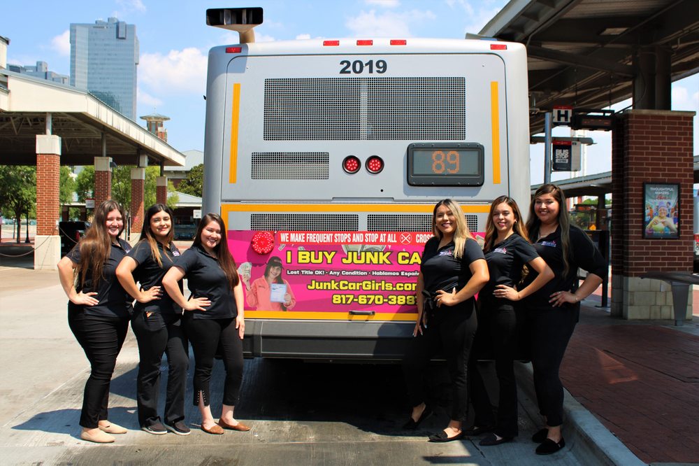 Junk Car Girls - Cash For Junk Cars