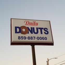 Daily Donuts - Outdoor sign