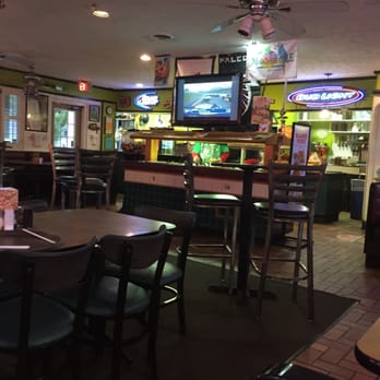 Mazzio's - Dining View - Pizza Near Me - Winder, Georgia