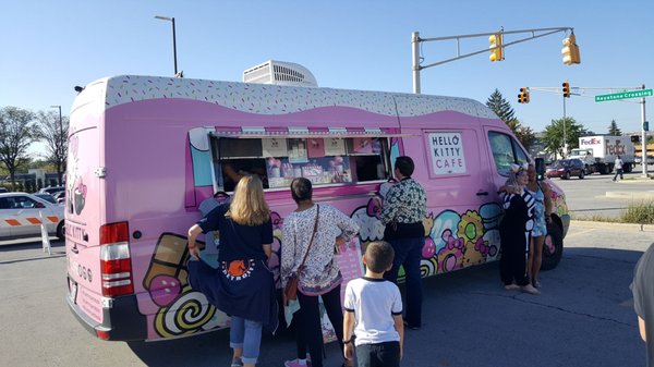 Hello Kitty Cafe Truck