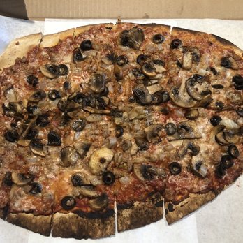 Hanny's - Americano Pizza - Lounges Near Me - Phoenix, Arizona
