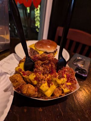 GUSTOS burger bar + more by null