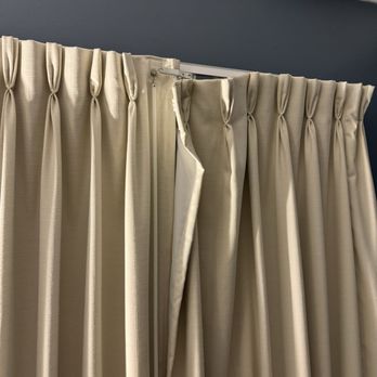 Malaga Inn - Broken curtains - Hotels Near Me - Mobile, Alabama Malaga Inn - Broken curtains - Hotels Near Me - Mobile, Alabama