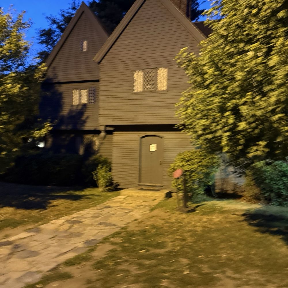 Witch City Walking Tours - Walking Tours Near Me - Salem, Massachusetts Witch City Walking Tours - Walking Tours Near Me - Salem, Massachusetts