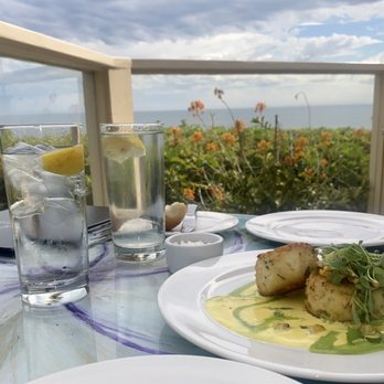 Geoffrey's Malibu - Sauted Lump Crab Cakes - Seafood Near Me - Malibu, California Geoffrey's Malibu - Sauted Lump Crab Cakes - Seafood Near Me - Malibu, California
