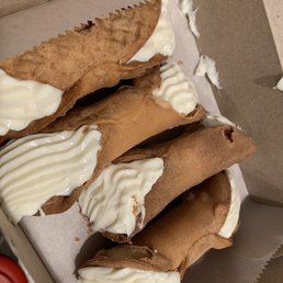 Beautiful Canolis Beautiful Canolis
