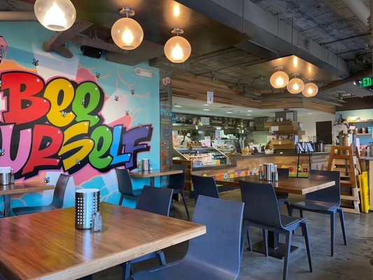 The Hive Superfood Eats & Organic Cafe - Santa Monica by null