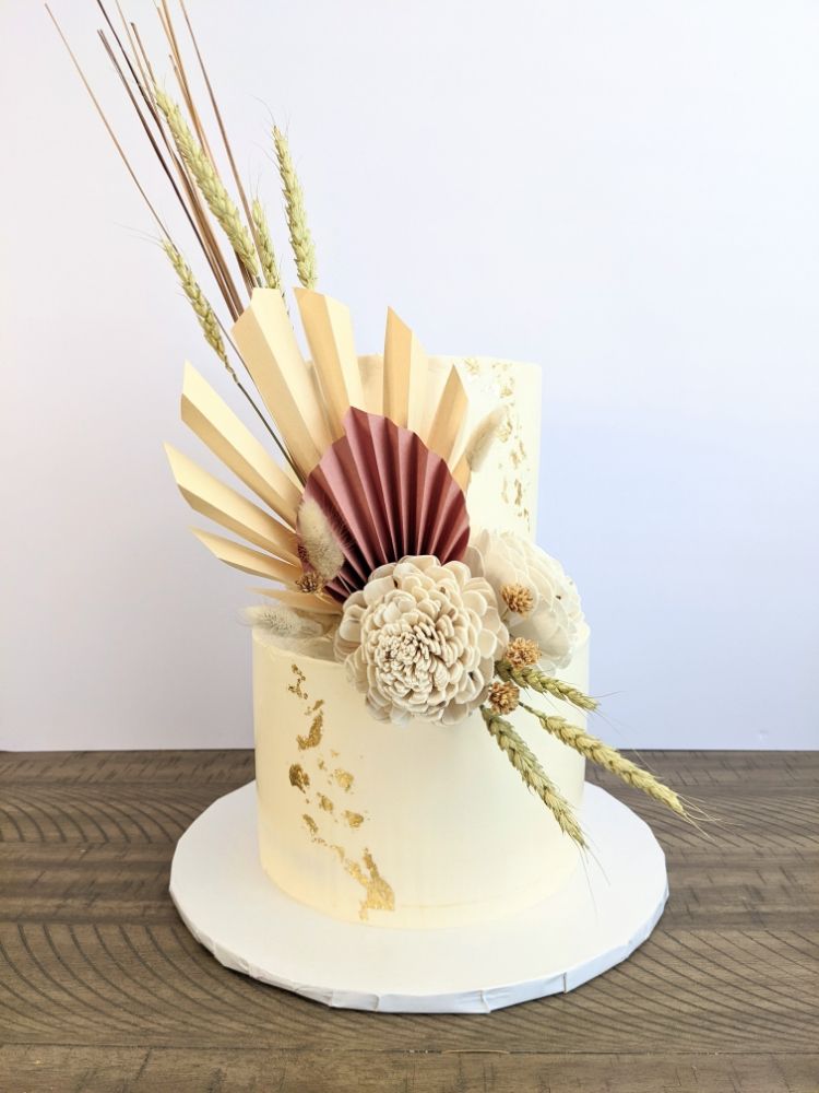 Kelly's Dolce Cakes Logo