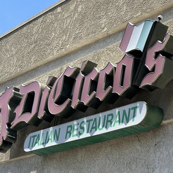 DiCicco's Italian Restaurant of Sanger - Walking in..... - Italian Near Me - Sanger, California