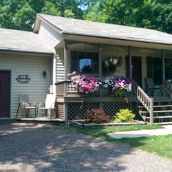 Ole and Lena's Place - Ole and Lena's Place: Come relax on the porch!