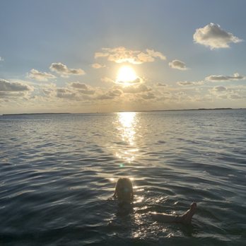 Seafarer Resort & Beach - The sunset - Hotels Near Me - Key Largo, Florida Seafarer Resort & Beach - The sunset - Hotels Near Me - Key Largo, Florida