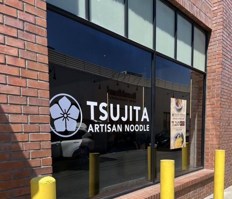 Tsujita Artisan Noodle by null