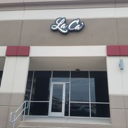 Cafe Laca - I feel like I laca certain something