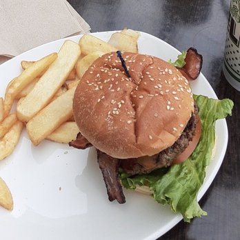 THE LOOP RESTAURANT - Big beefy burger with thick fries - Pizza Near Me - Jacksonville, Florida THE LOOP RESTAURANT - Big beefy burger with thick fries - Pizza Near Me - Jacksonville, Florida
