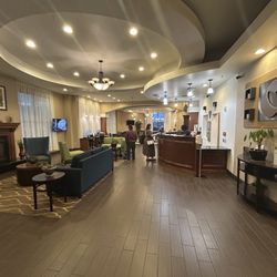 Comfort Suites