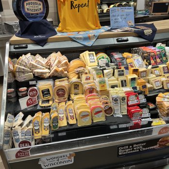 Lunds & Byerlys - cheese counter - Grocery Near Me - Woodbury, Minnesota Lunds & Byerlys - cheese counter - Grocery Near Me - Woodbury, Minnesota