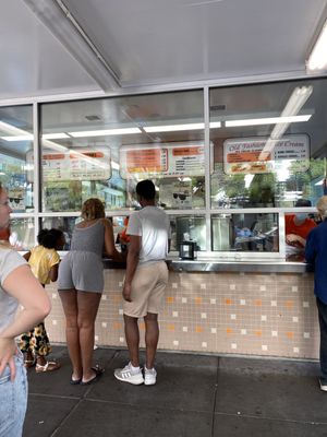 Dick's Drive-In by null