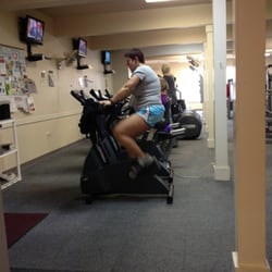 Kingstowne Fitness Center - Cardio Machines