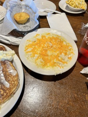Kiki's Chicken and Waffles by null