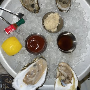Loch Bar - oysters - Seafood Near Me - Baltimore, Maryland Loch Bar - oysters - Seafood Near Me - Baltimore, Maryland