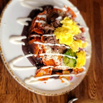 Madres Brunch - Breakfast & Brunch Near Me - Bellflower, California Madres Brunch - Breakfast & Brunch Near Me - Bellflower, California