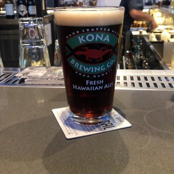 Two Tides Bar - Waikiki Brown Ale - Bars Near Me - Honolulu, Hawaii Two Tides Bar - Waikiki Brown Ale - Bars Near Me - Honolulu, Hawaii