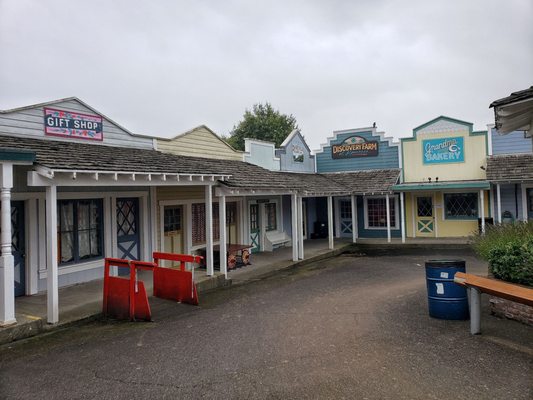 Alpenrose Dairy, Clackamas by null