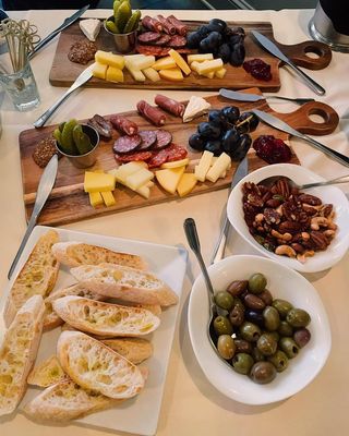 The Wine Bar by null