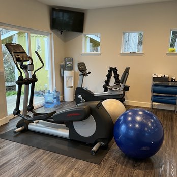 Lithia Springs Resort - Gym - Resorts Near Me - Ashland, Oregon Lithia Springs Resort - Gym - Resorts Near Me - Ashland, Oregon