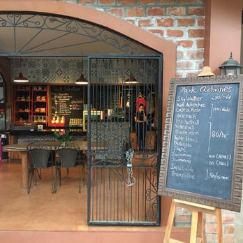 Malagos Chocolate Museum - Chocolatiers & Shops Near Me - Davao City, DAS