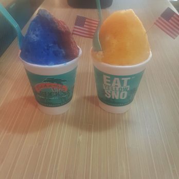 Bahama Buck's - Redlands - The baby size 8oz . Half blue raspberry and cherry. And dreamsicle - Desserts Near Me - Redlands, California Bahama Buck's - Redlands - The baby size 8oz . Half blue raspberry and cherry. And dreamsicle - Desserts Near Me - Redlands, California