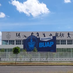 Benemérita Universidad Autónoma de Puebla - Uno semmestre, nuevo logo... Bienvenidos!