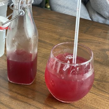 First Watch - Pomegranate Sunrise: deliciously sweet, just enough! - Breakfast & Brunch Near Me - Tyler, Texas First Watch - Pomegranate Sunrise: deliciously sweet, just enough! - Breakfast & Brunch Near Me - Tyler, Texas