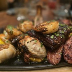 Casa Del Toro - Parrillada Mixta