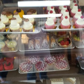 Baklovah Bakery - Look more amazing treats. - Desserts Near Me - San Antonio, Texas